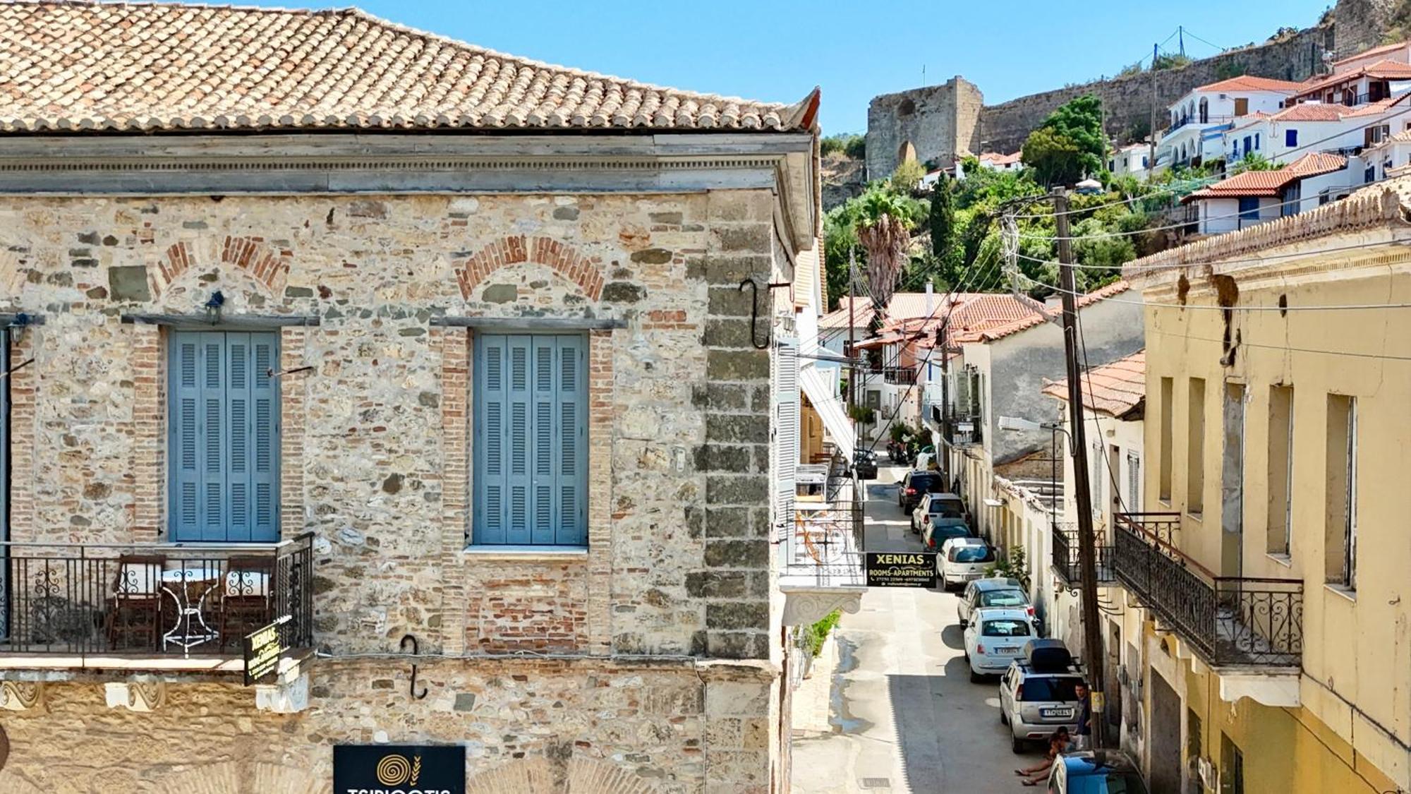 Xenias Rooms Apartments Koroni  Exterior photo
